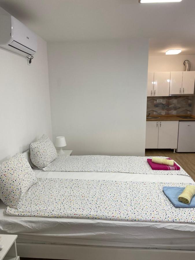Garden Apartmani 3 Beograd Ngoại thất bức ảnh
